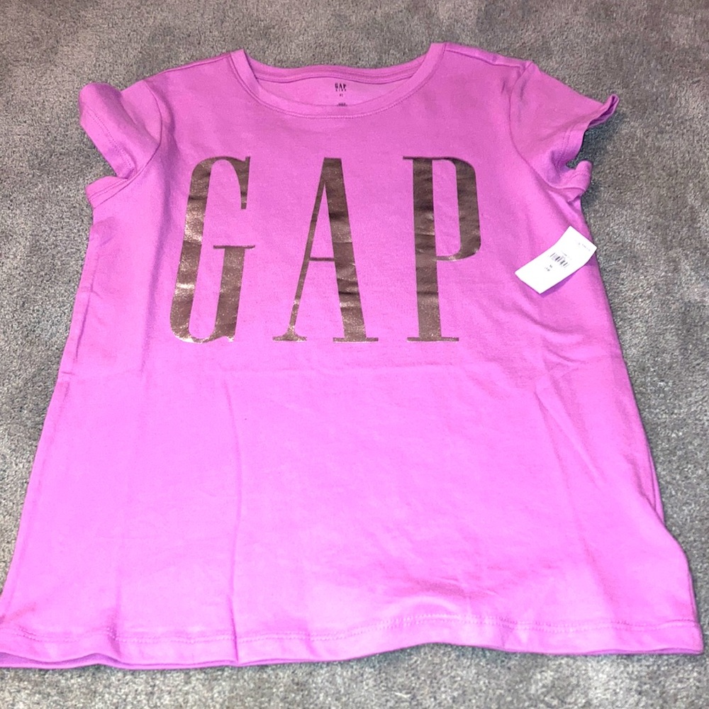 This product is from GAP and is and amazing summer/back to school shirt.
